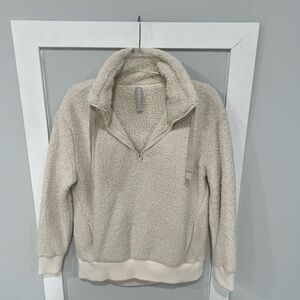 Athleta half zip Teddy pullover